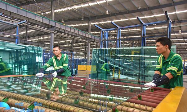 重慶玻璃廠擴大生產